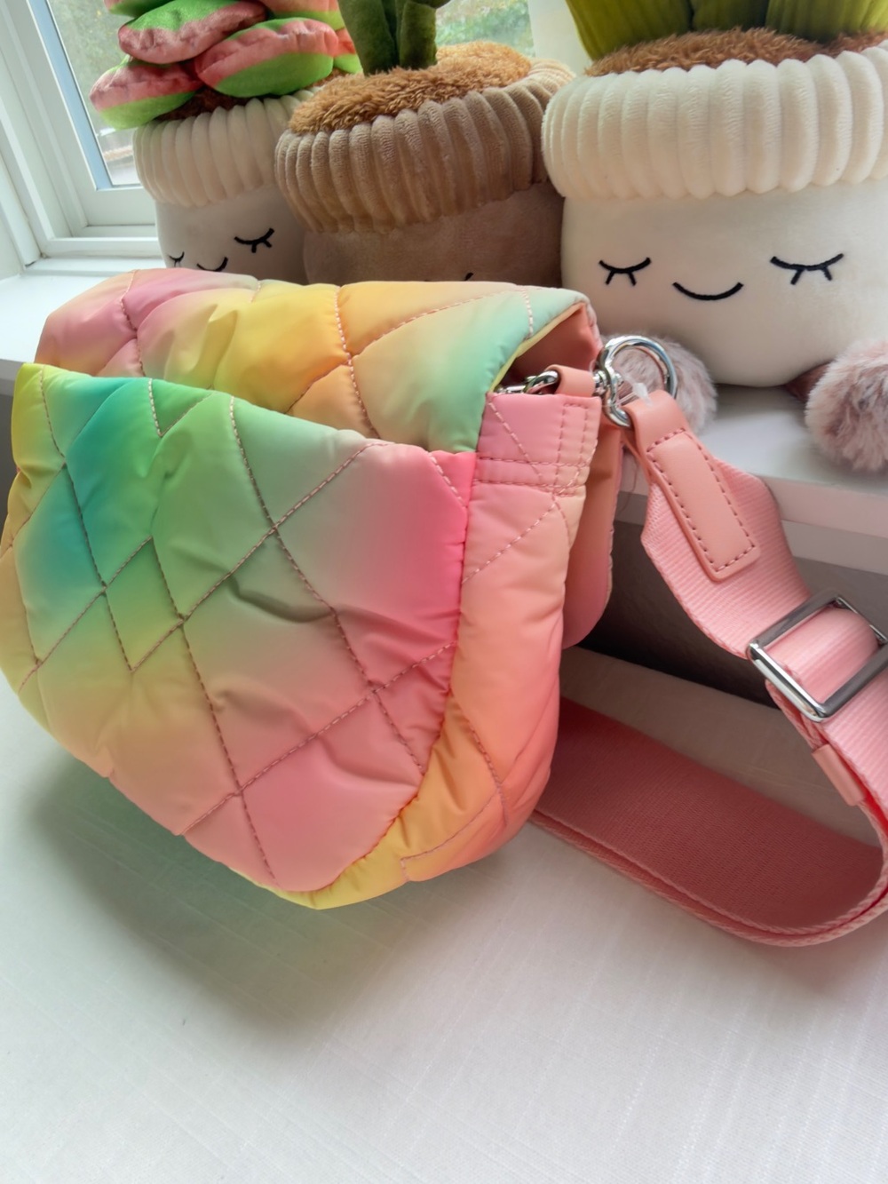 NWOT 🌈 Marc Jacobs Diamond Quilt Utility Messenger Bag in Desert Sun Multi - Picture 4 of 8